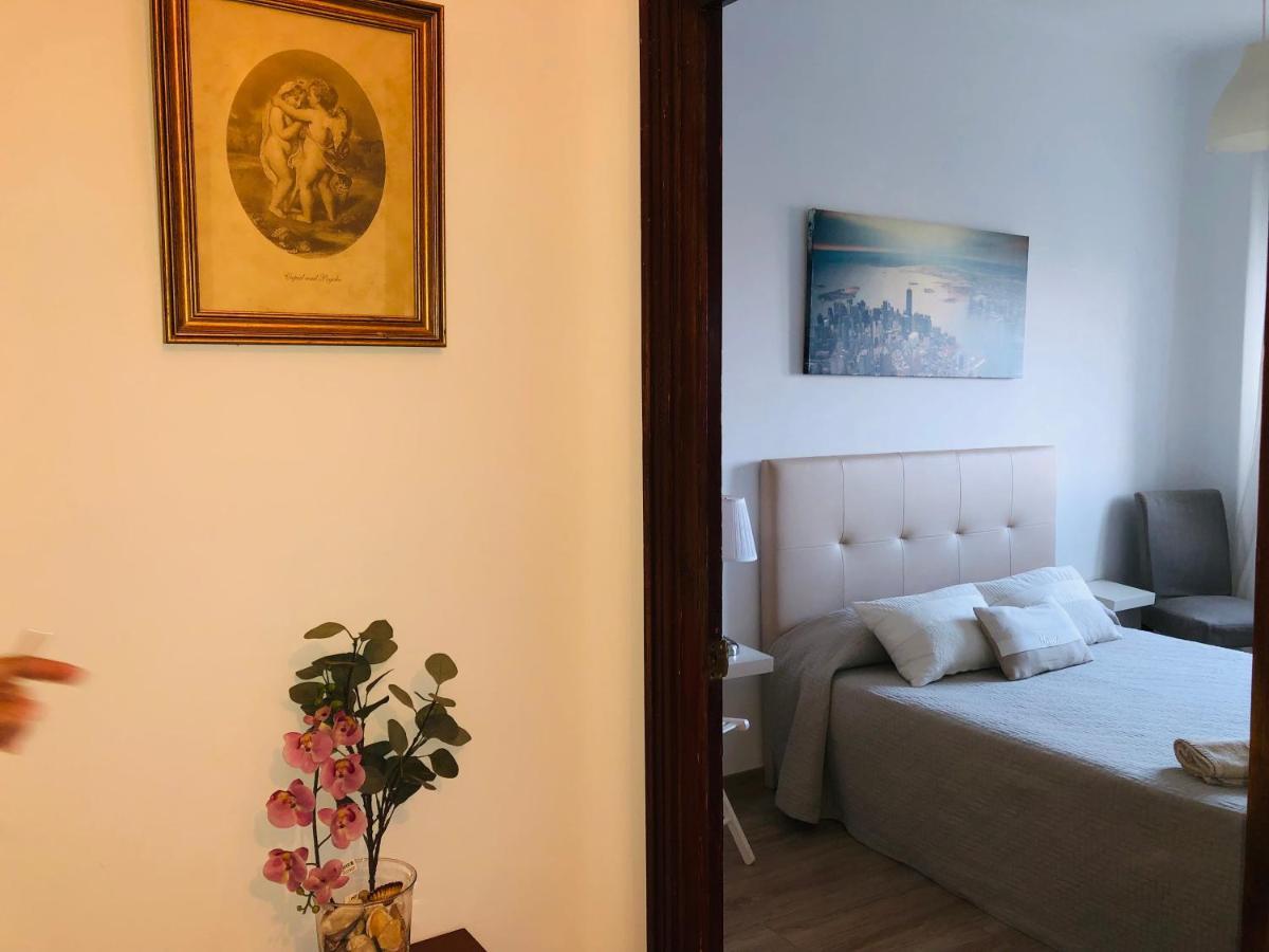 Solymar Beach Premium Malaga Bagian luar foto